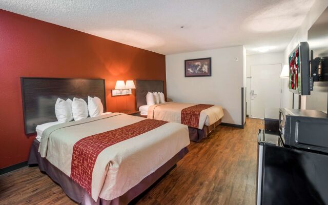Red Roof Inn & Suites Savannah Airport