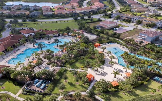 Modern 8BR Villa w Pool SPA Close to Disney