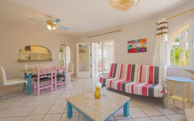 Villa Almendros 16