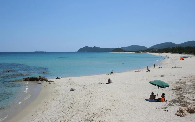 Flat in Castiadas Costa Rei with garden, balcony or terrace