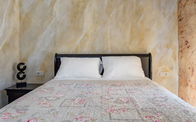 PIETRA ROSSA Luxury Rooms