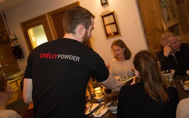 Chilly Powder - Hôtel au Coin du Feu