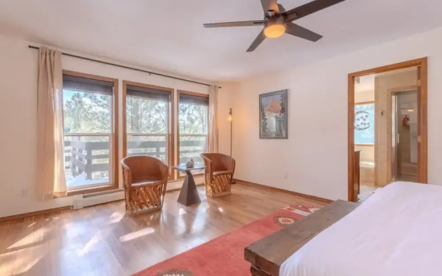 Grand Angel Fire Mountain Luxury ski Chalet