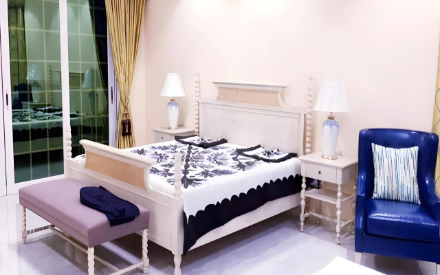 Hanamitsu Hotel & Spa