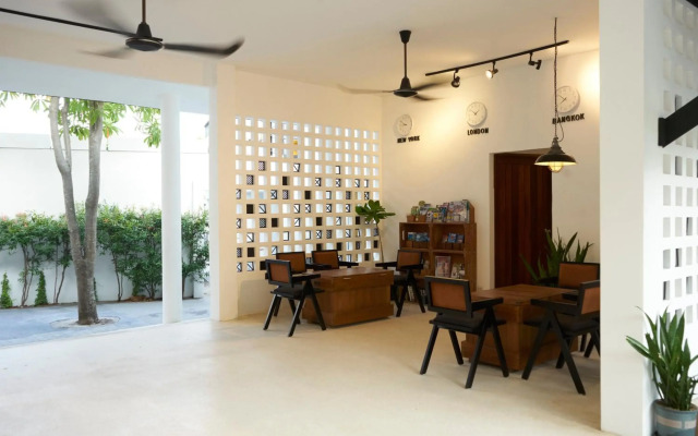 Escape Beach Resort