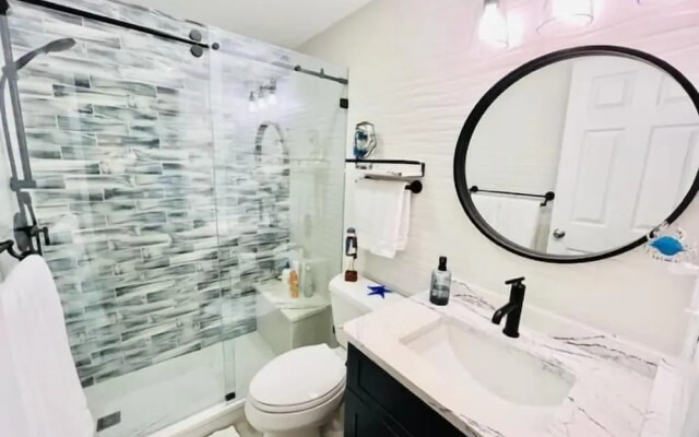 Wilmington Avenue 50 #106