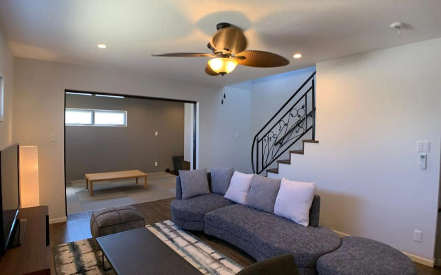 Tsukasa Condo Chatan Alaha