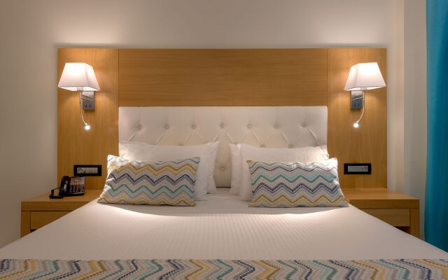 Oceanis Park Hotel