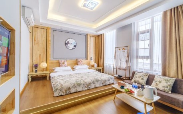 Lijiang Muzi Yayuan homestay designer net red view beauty hotel (Ancient City Branch) – Guest Rooms – Lijiang