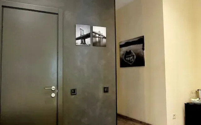Malon Apartments