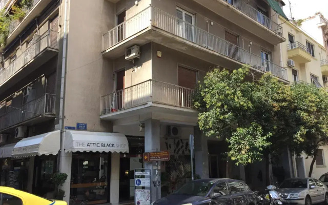 Chic Flat in the Heart of Athens by UPSTREET