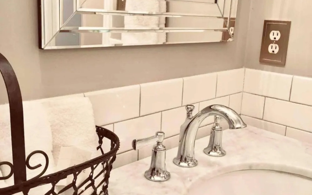 Elegant Crofton Ranch