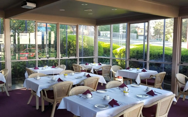 Ringwood Lake Inn