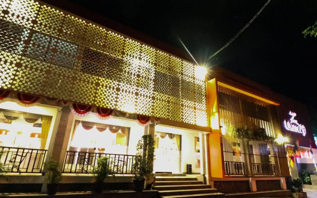 Front One Resort Yogyakarta