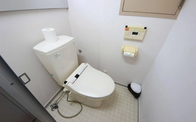 Shirahama White Beach House