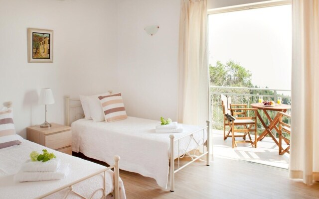 Thanelli in Paxi With 2 Bedrooms and 1 Bathrooms