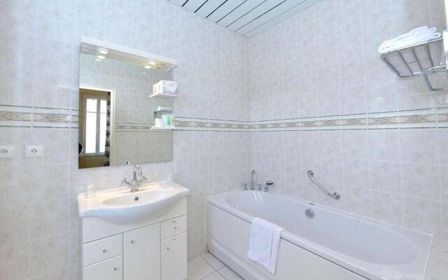 Hotel Castel Jeanson