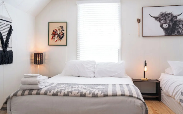 The Downtown Hive by Revelstoke Vacations