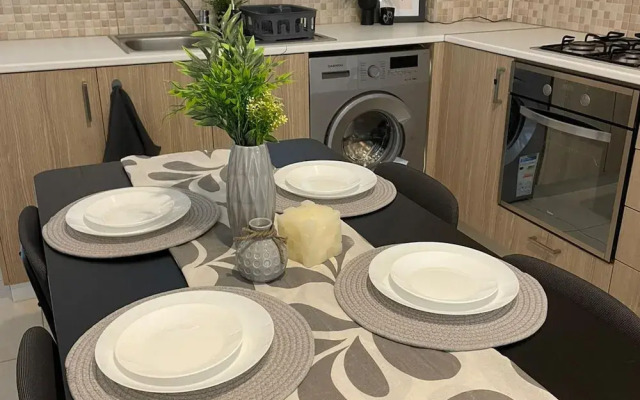 73 LCA - Stay Novel Apartment