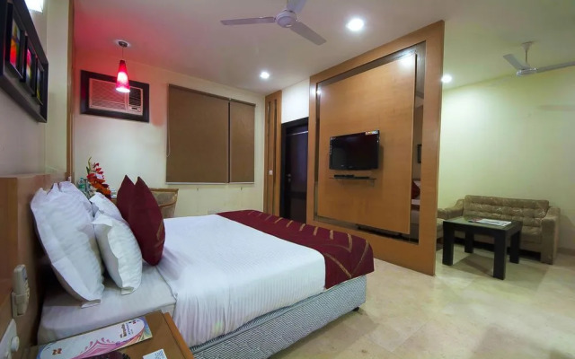 Hotel Metropolitan Karol Bagh
