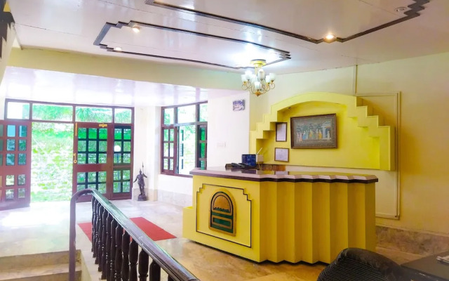 Hotel Surya Resort