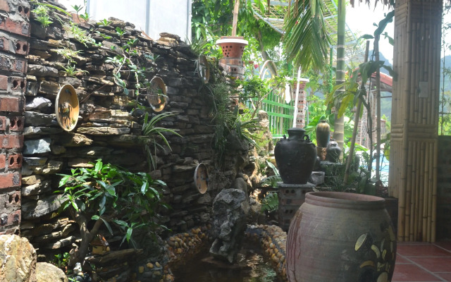 Tam Coc Little river Bungalow