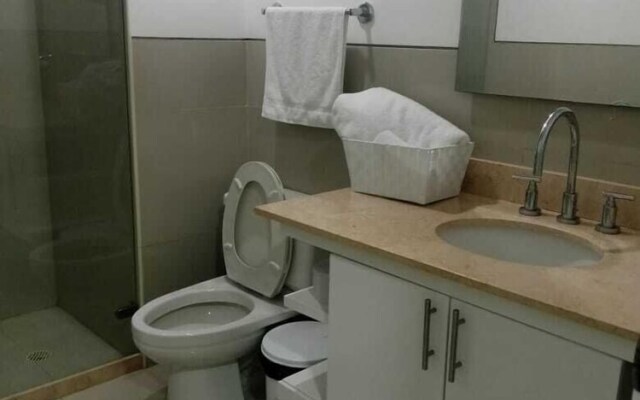 1ME2 Apartamento en Morros Frente al Mar