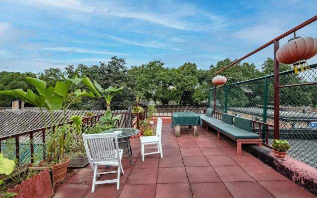 Double Happiness Beijing Courtyard Hotel