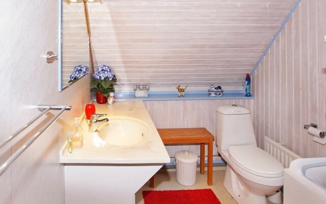 Relaxing Holiday Home in Hemmet With Terrace
