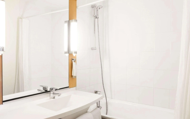 ibis Saint Nazaire Trignac