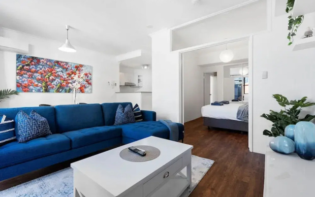 Luxury East Perth - Sleeps 2 - Superior Wifi