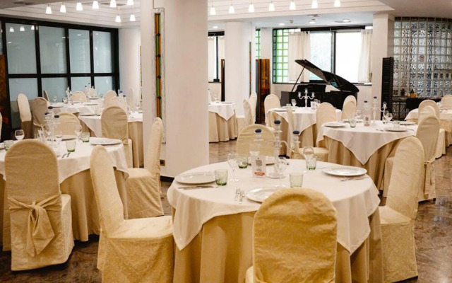 Hotel Accord Le Rose