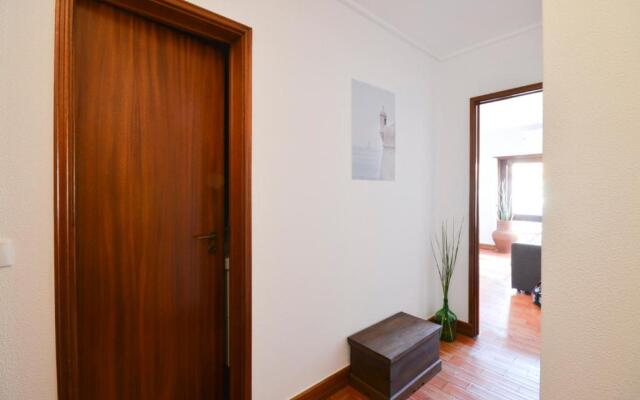 Sesimbra 99 - T2 Apartment