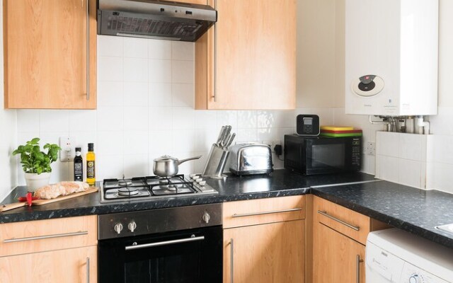 Charming 2BR Flat near Brixton and Clapham