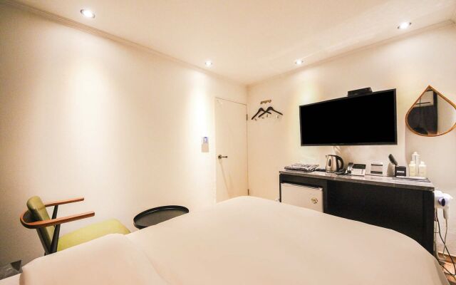 Hotel WO  in Chungjeongro