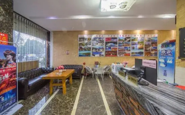Domi Hotel
