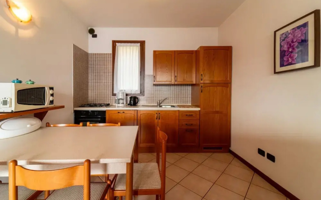 Willow Apartment With Lakeview by Wonderful Italy