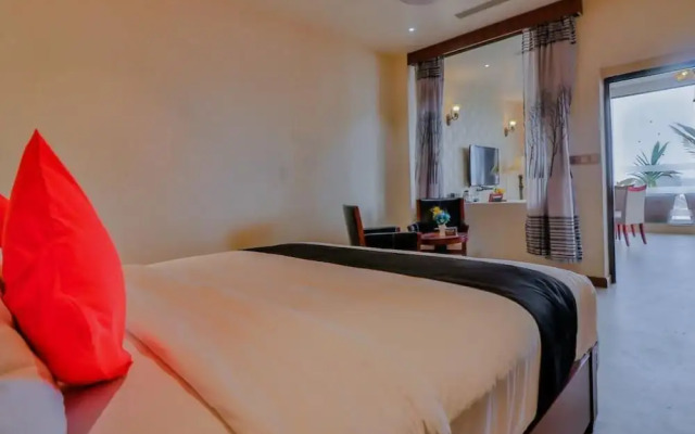 Capital O 753 Ratna Hotel