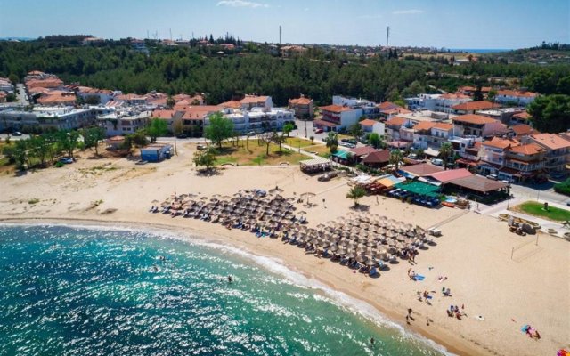 Irina Villa Nea Potidea Beach - 14 guests