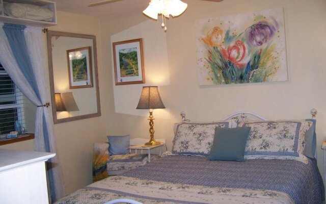 Daybreak Haven Bed & Breakfast