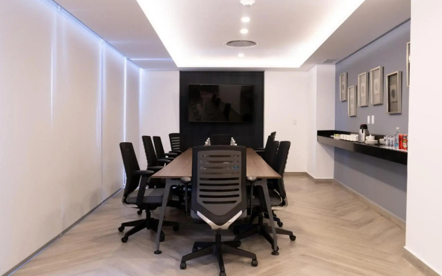 HS HOTSSON Long Stay CDMX Condesa Sur