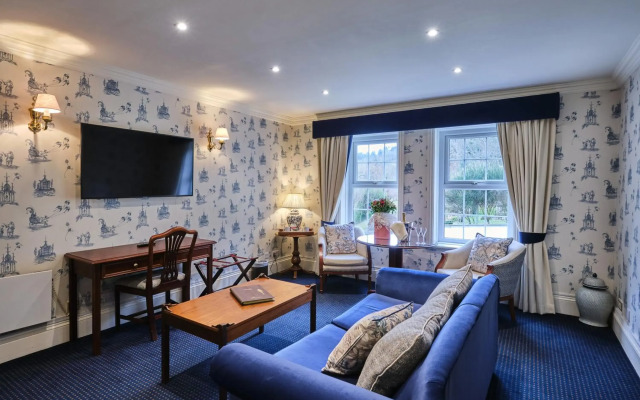 New House Country Hotel
