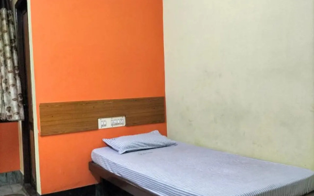 Hotel Eswara Lodge
