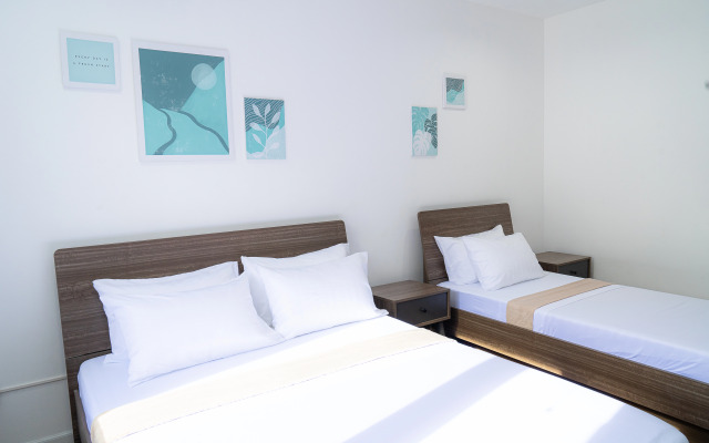 Mangrove Place and ResidencesbyHiverooms