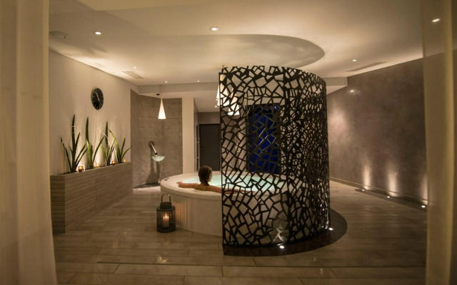 Atlantic Hotel & Spa