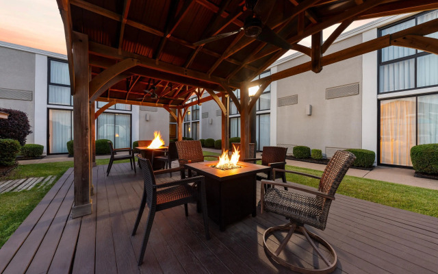 Wyndham Riverfront Little Rock
