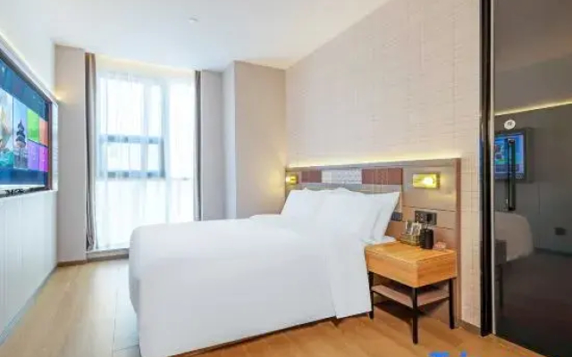 Home Selection Hotel (Aksu Branch)