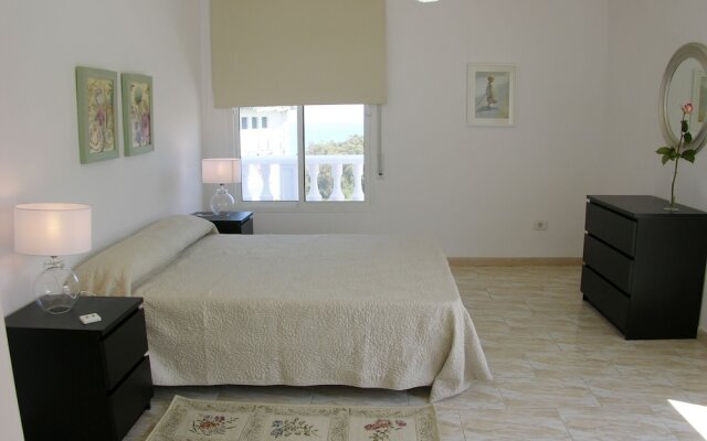 Villa Vista La Quinta + Heatable Pool + Free Wifi + bbq