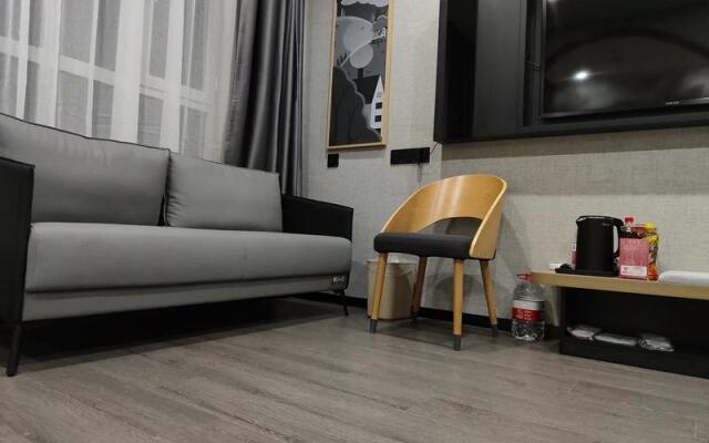 Thank Inn Shanxi Yangquan Pingding County Lingxiu Huating