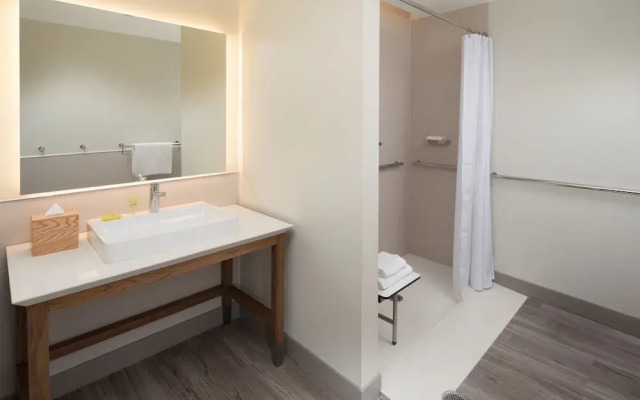 Element Melbourne Oceanfront
